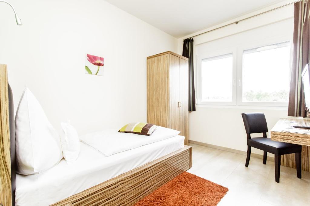 Hotel Maxis - Digitaler Self-Check-In - Karlsbad Luaran gambar